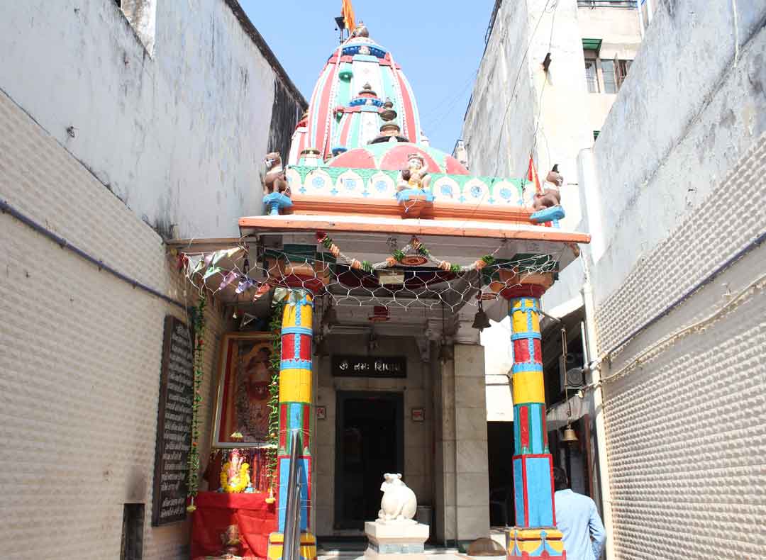 Visa Hanuman Temple entrance
