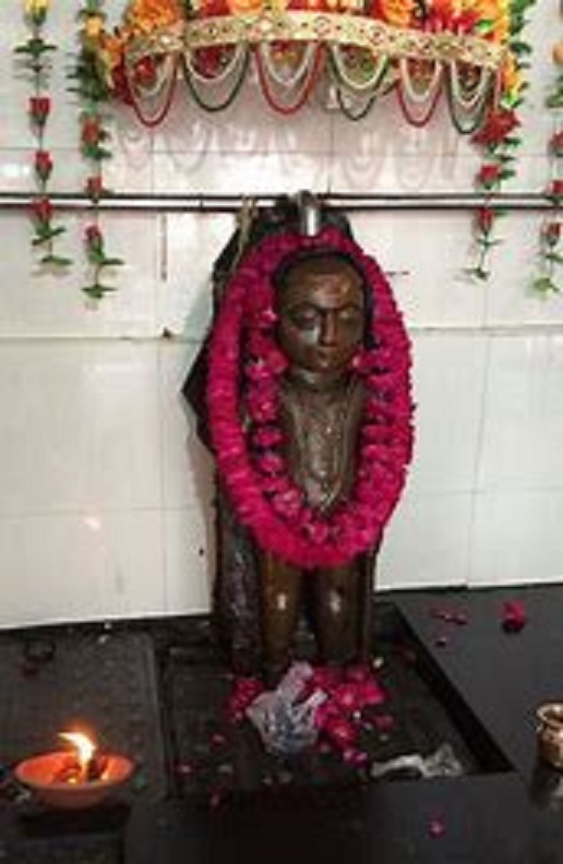 Shani idol at Shanishchara temple