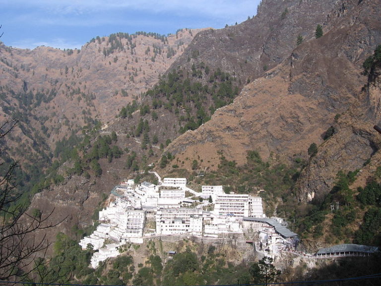 Understanding The Legend Of The Vaishno Devi Temple - Jothishi