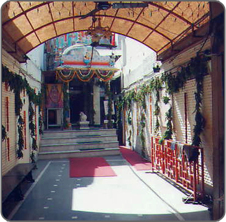 Visa Hanuman Temple entrance