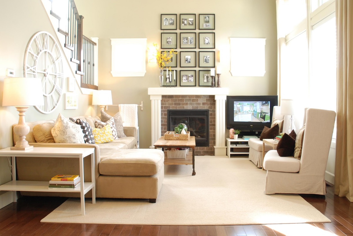 Vastu Tips for Living Room - Encouraging a Space of Harmony and ...