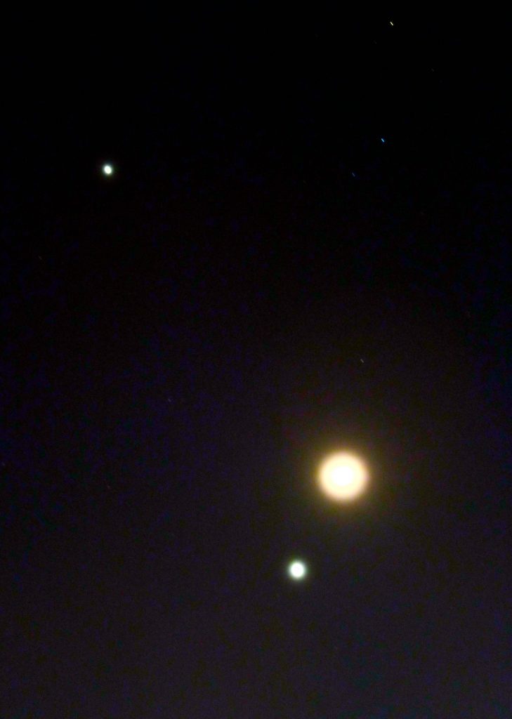 Moon, Venus And Jupiter Conjunction