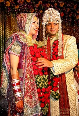 Marwari Wedding Rituals - Jaimala Or Garland Exchange
