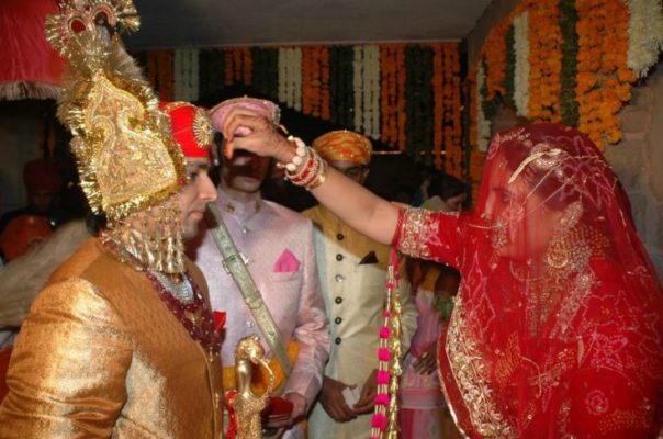 Welcoming The Groom - Jain Wedding