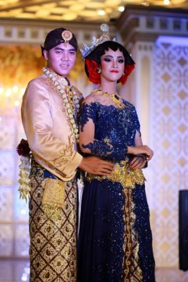 A Guide to Understanding Indonesian Weddings Traditions - Jothishi